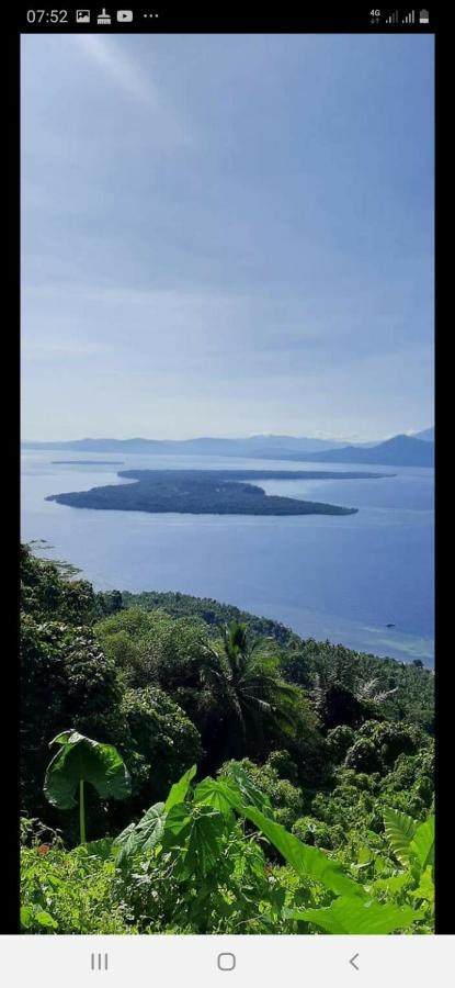 Blue Shark Divers Bunaken Esterno foto
